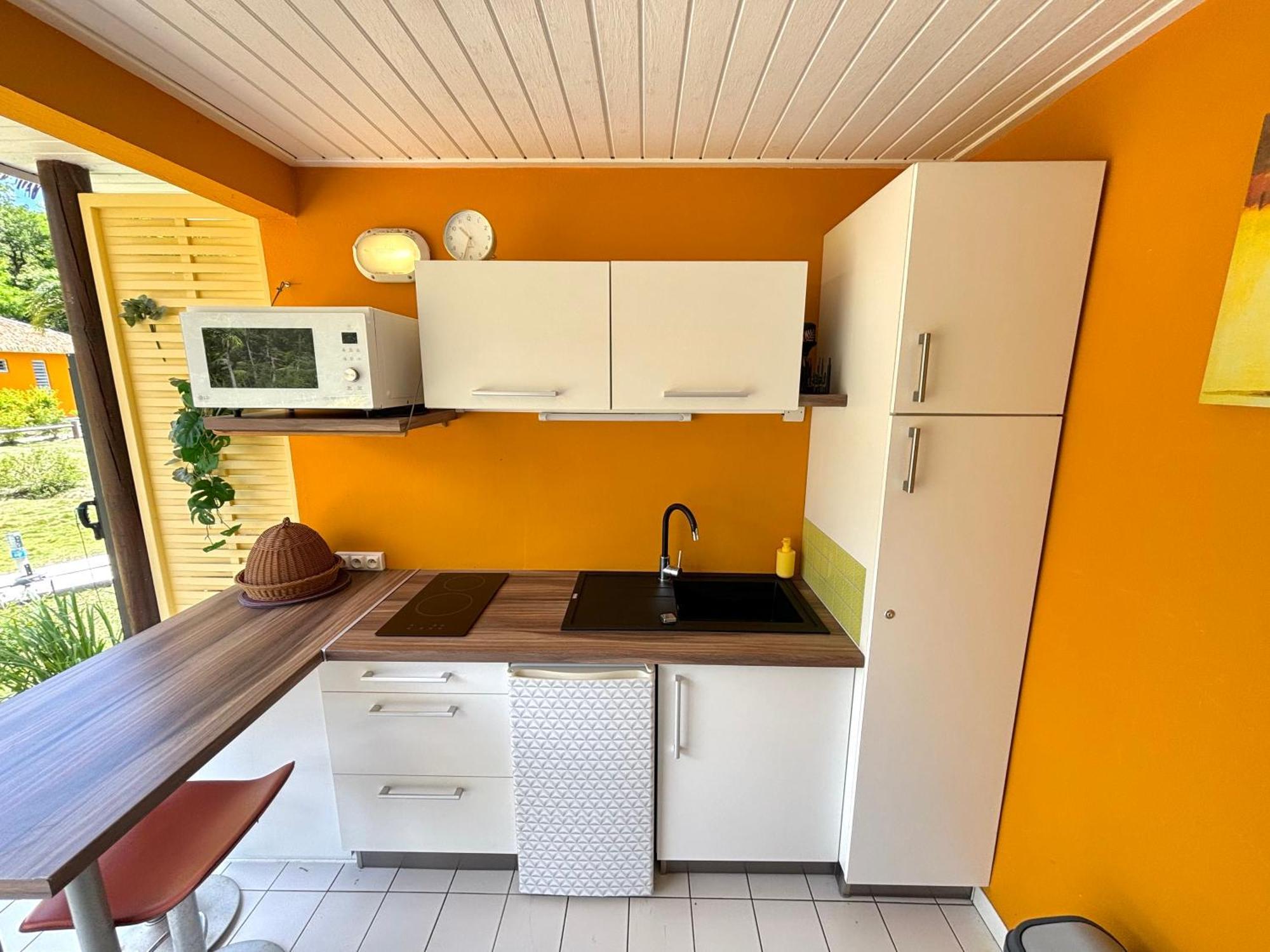 Bungalow La Kawannaise - Piscine, Terrasse, Plage Grand-Bourg  Экстерьер фото