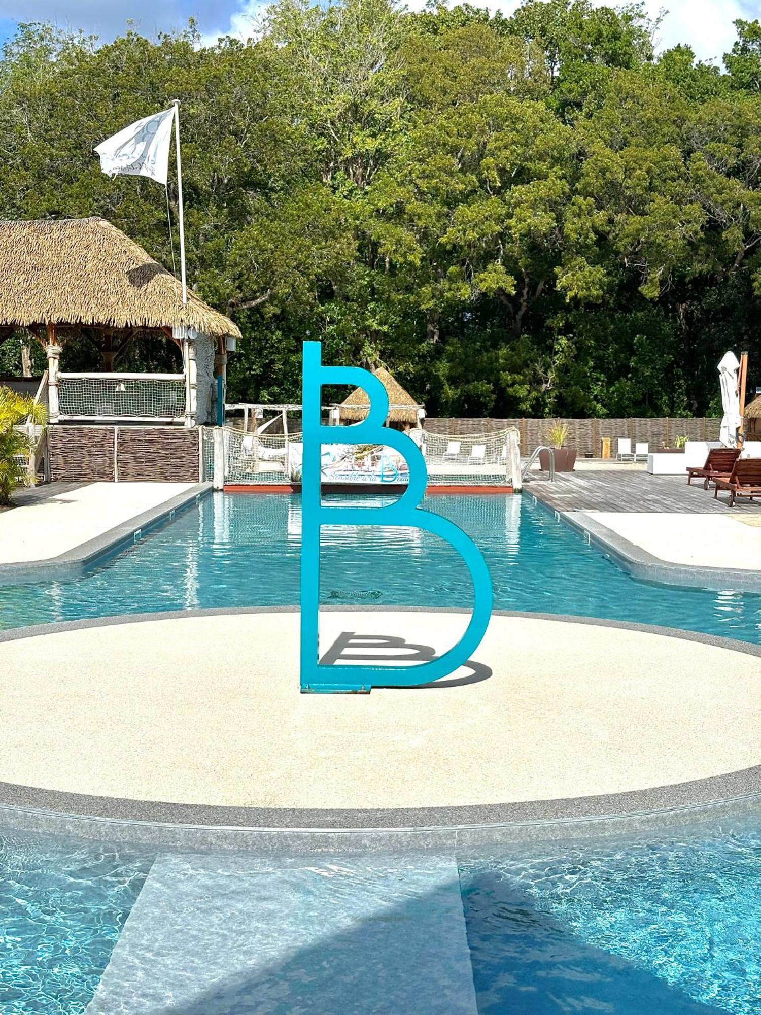 Bungalow La Kawannaise - Piscine, Terrasse, Plage Grand-Bourg  Экстерьер фото
